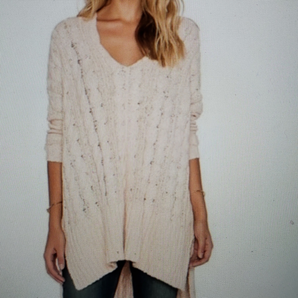 Free people v neck canker knit sweater. Xs